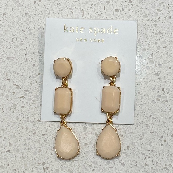 BRAND NEW Kate Spade pale pink/gold drop earrings - Picture 2 of 5